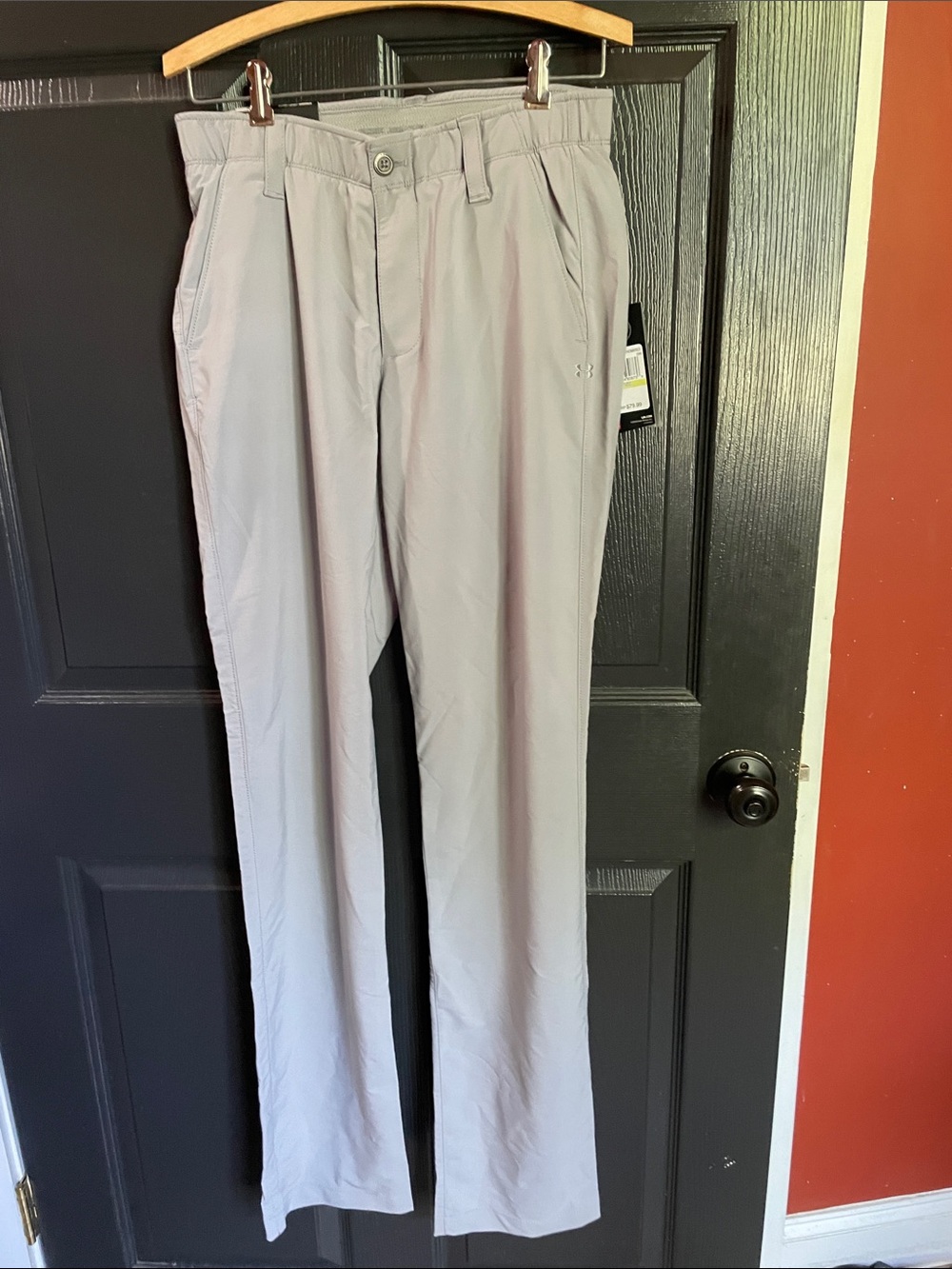 Under Armour Men’s Light Gray Performance Pants - Straight Fit 30/36